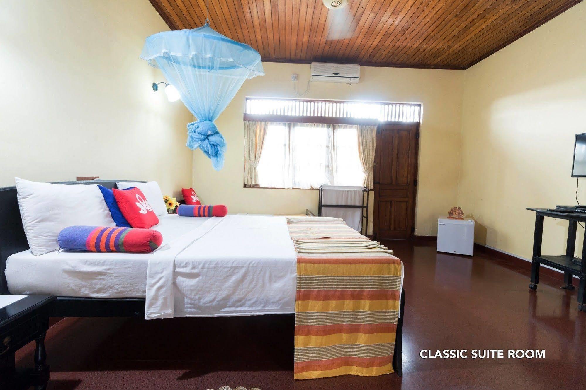 Zen Rooms Modern City Inn Negombo Exteriér fotografie